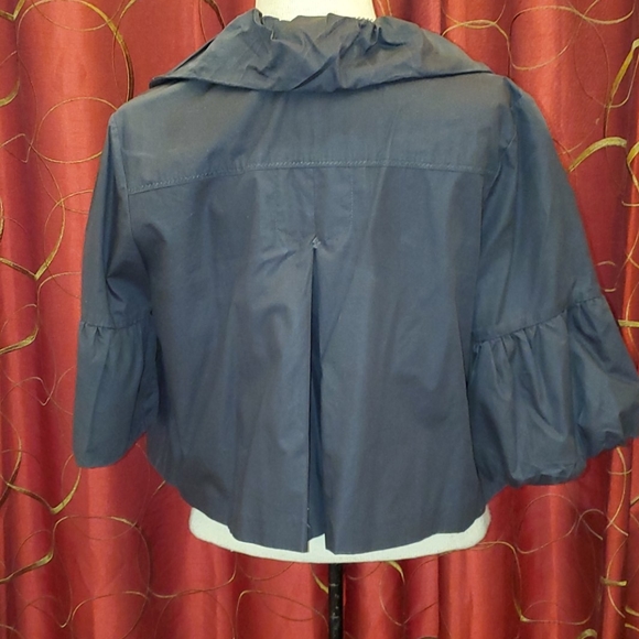 Puffy Gray Short Jacket - Picture 6 of 7